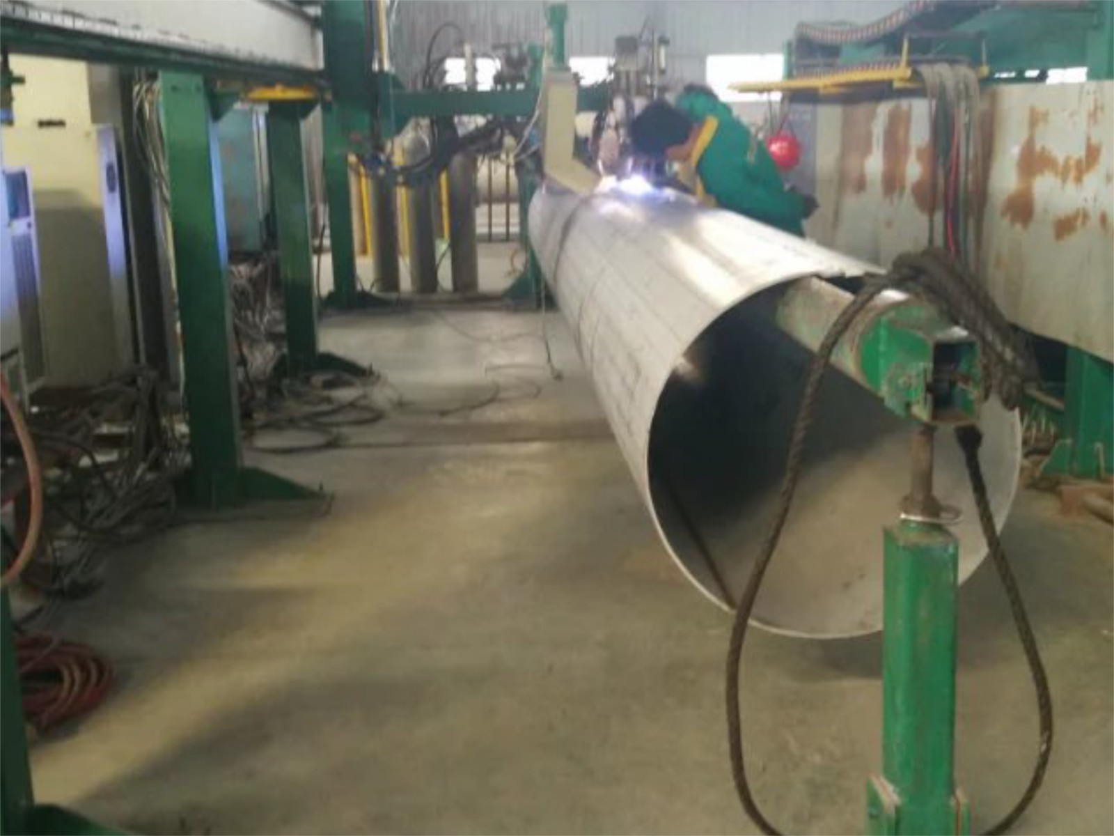 奔際不銹鋼-不銹鋼生成車間